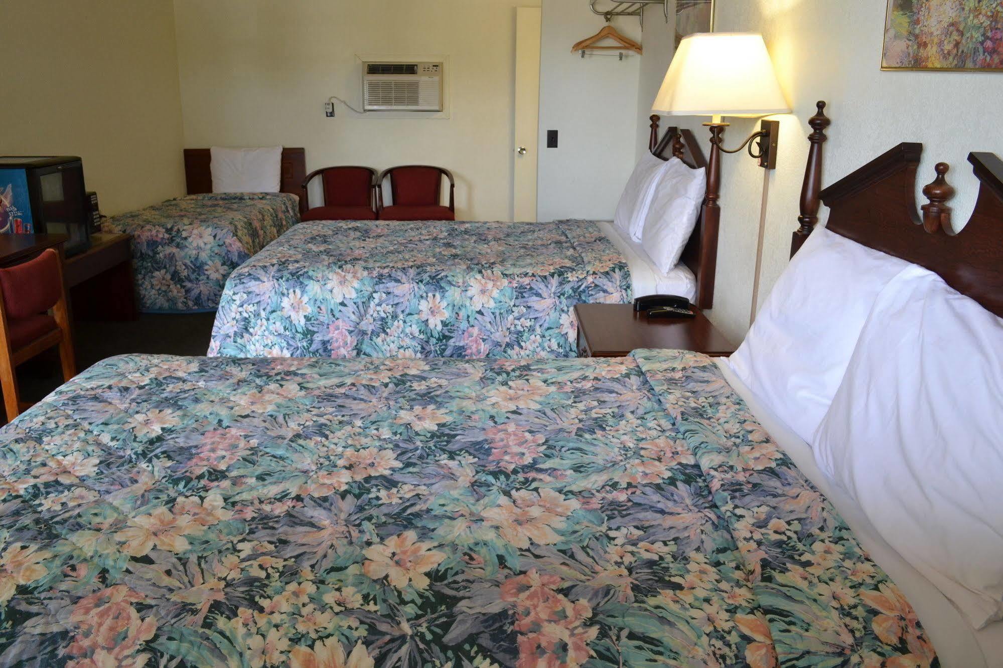 Budget Inn Christiansburg Εξωτερικό φωτογραφία