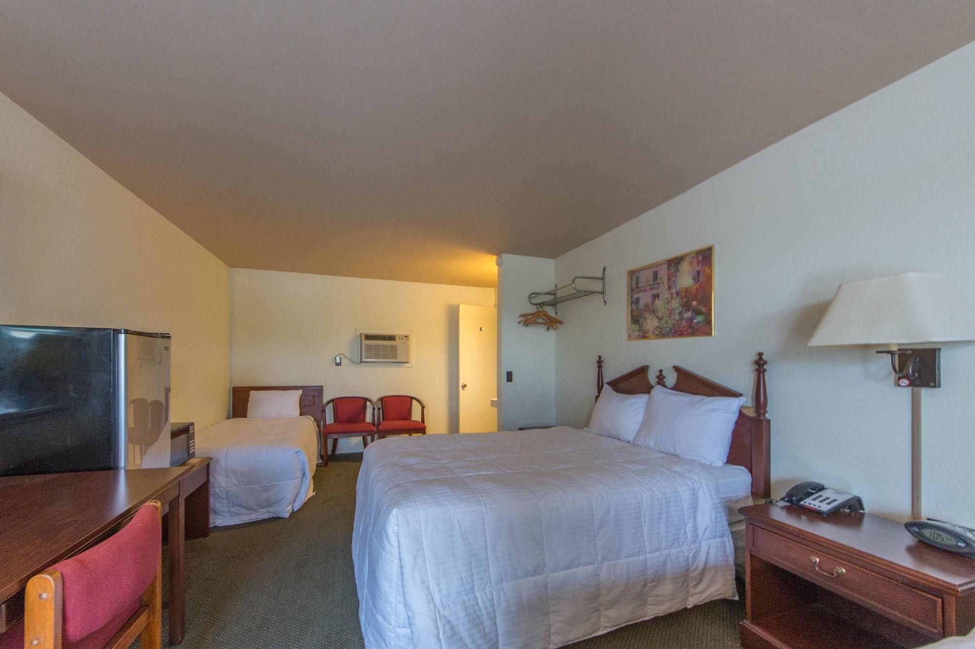 Budget Inn Christiansburg Εξωτερικό φωτογραφία